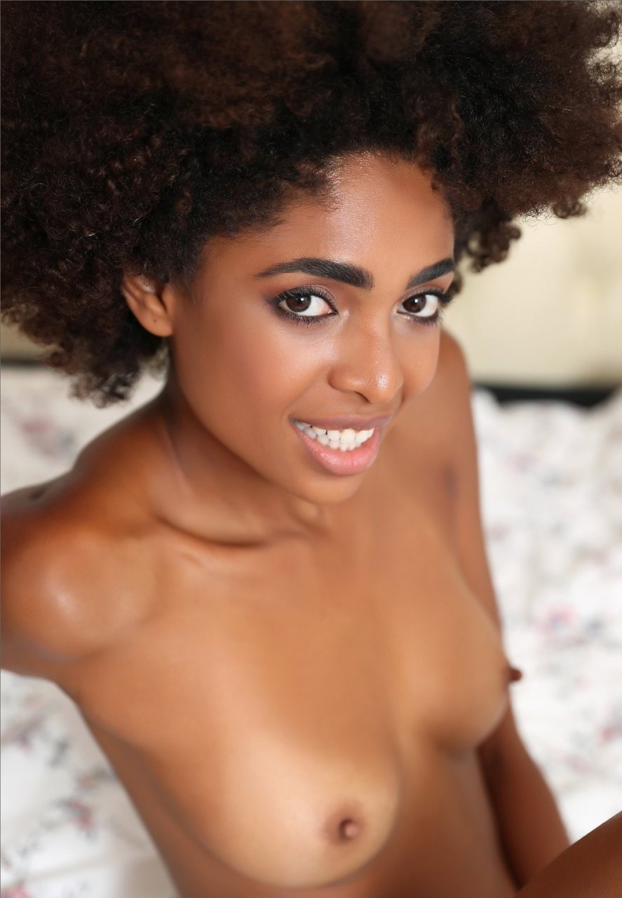 Маришка - Индивидуалка Питера +7(981)266-85-01