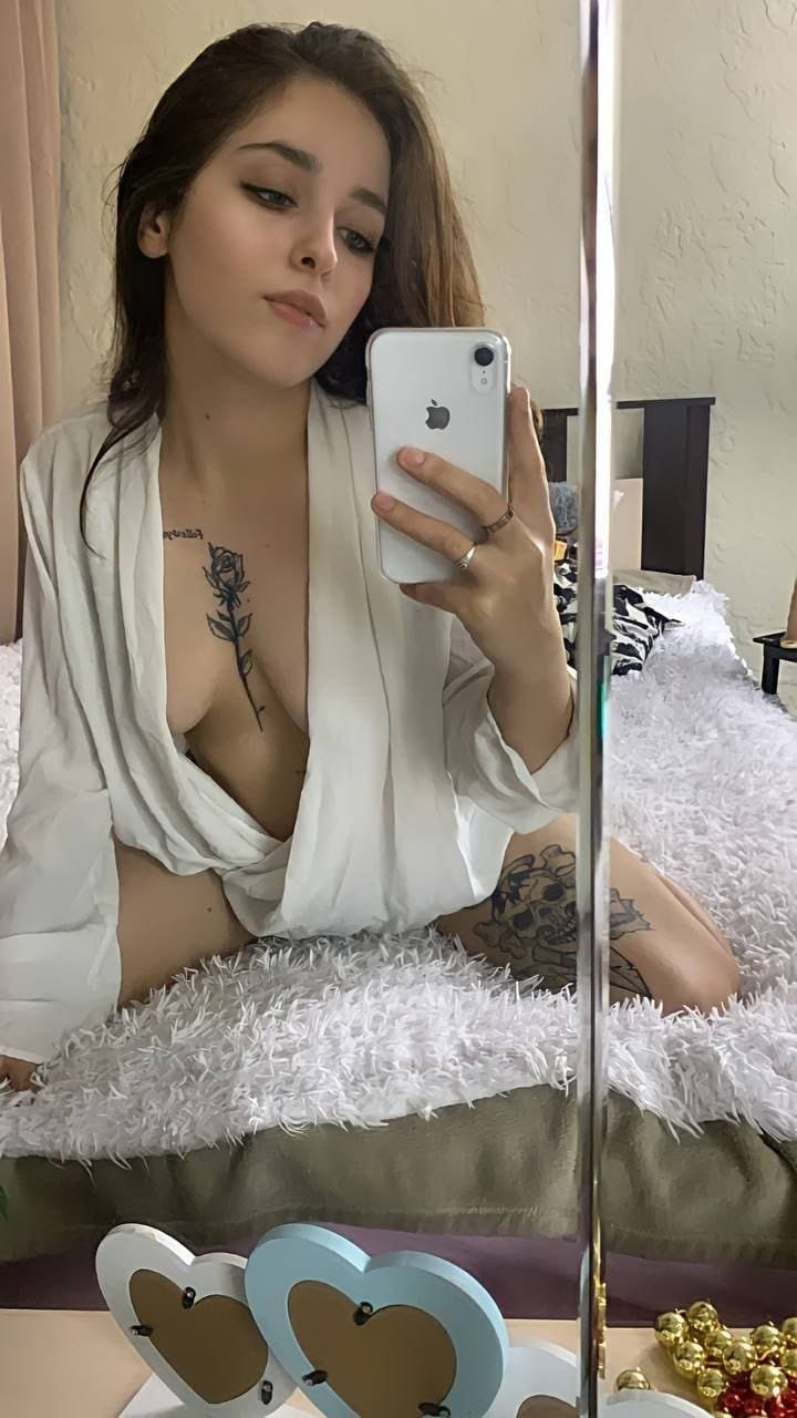 Женя - Индивидуалка СПб +7(981)266-85-01